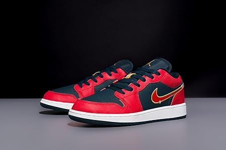 Amazon.com | Jordan 1 Low GS | Basketball